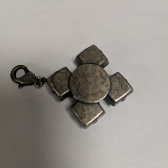 Retired Sabika Vintage Pendant - Picture 2 of 6